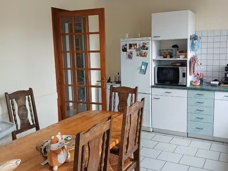 grande maison a louer