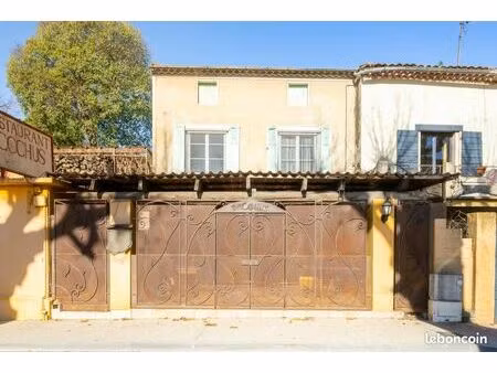 maison de village 8 pièces 120 m²