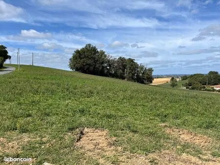 terrain 339 m² carlus