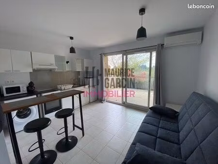 studio 1 pièce 25 m²