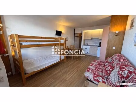 plagne centre - studio rénové dans une résidence rénovée et idéalement située