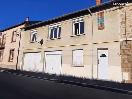 maison t5 - grand garage et jardinet