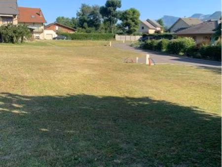 terrain 442 m2 porte de savoie les marches