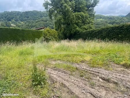 terrain 210 m² cluses