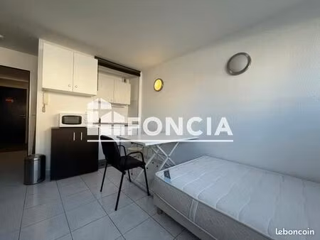 appartement 1 pièce 18 m²