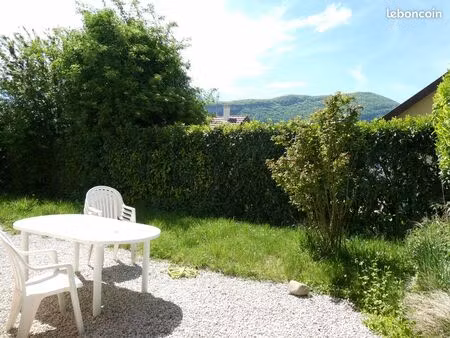 villa prox tram 4 ch+bureau