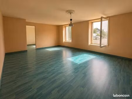 local commercial 250 m²