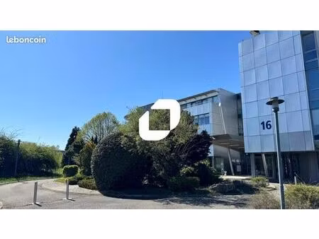 bureaux 276 m²