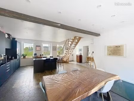 maison 6 pièces 170 m²
