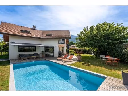 maison 6 pièces 156 m²