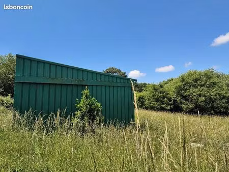 av hangar+terrain