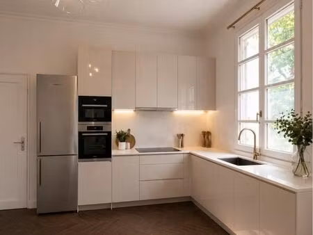 appartement 3 pièces 81 m2 avec jardin / terrasse