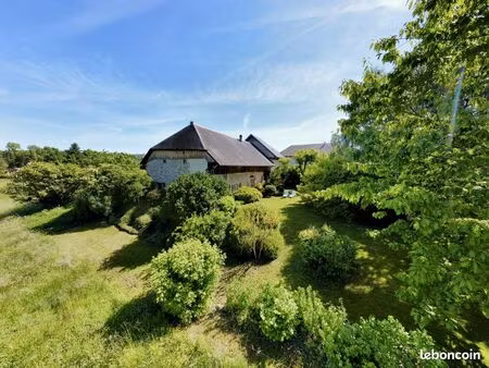 propriété 5 pièces 189 m²