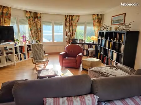 belle maison familiale