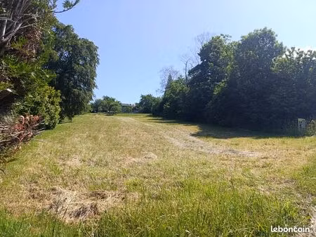 terrain à bâtir 1 000 m² – perrignier