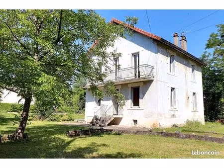 maison 7 pièces 137 m²