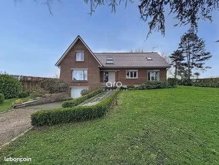 maison 6 pièces 225 m²