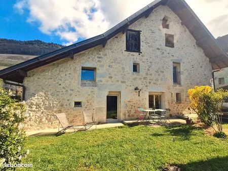 maison de village à jongieux