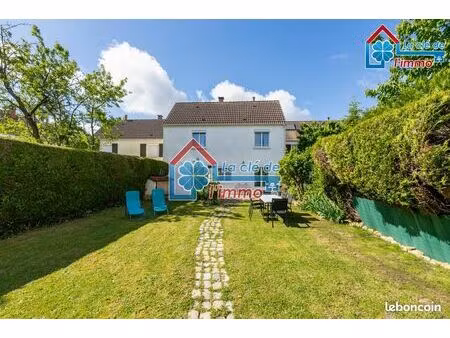 maison 6 pièces 105 m²