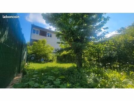grande maison mitoyenne 6 pièces 90m2