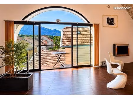 loft/atelier/surface 5 pièces 177 m²