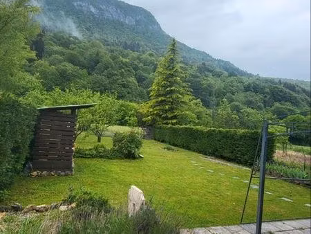 appartement t2 45m2 avec terrasse et terrain