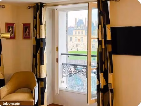 vue exceptionnelle chateau f2 43 m2