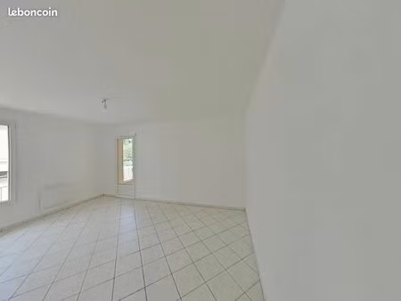appartement 60 m² montmorillon