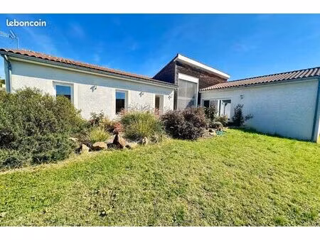 maison 6 pièces 158 m²
