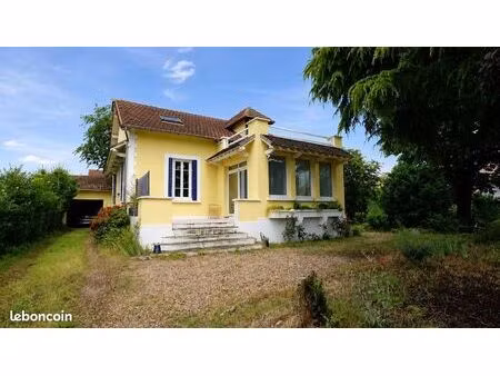 villa 6 pièces 164 m²