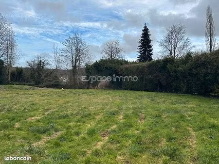 terrain 2046 m² montville
