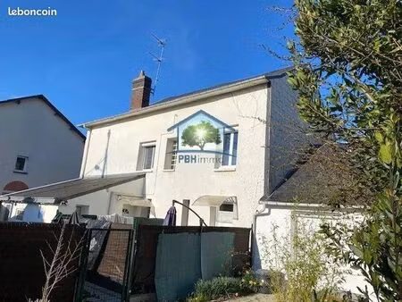 immeuble 9 pièces 140 m²