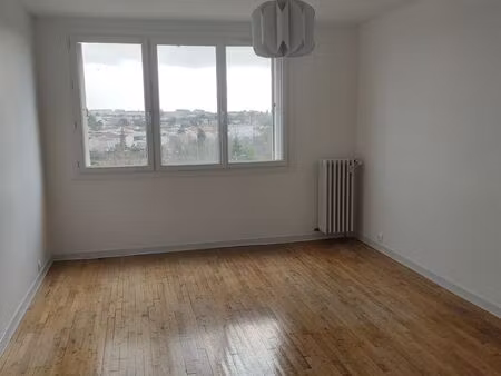 loue appartement 55m² square plaisance
