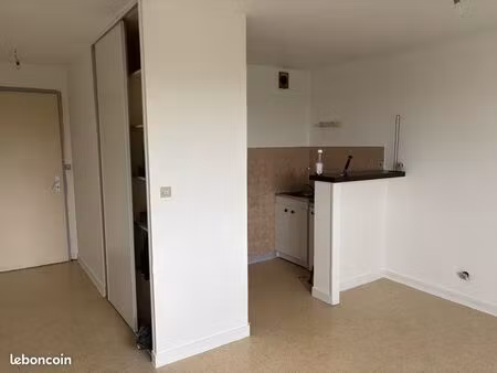 studio 24 m2 résidence avec parking