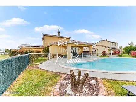 maison 5 pièces 130 m²
