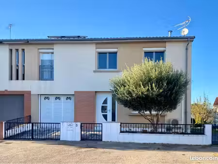 maison à saint-juery  t5  169 000 avec jardin clôturé