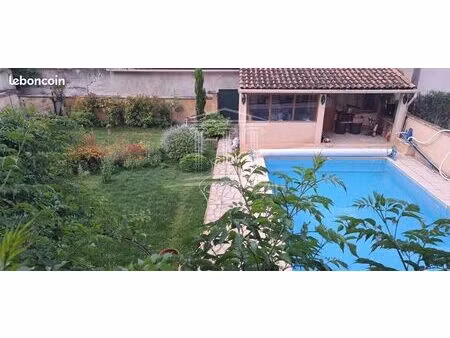 maison de ville 6 pièces 161 m²