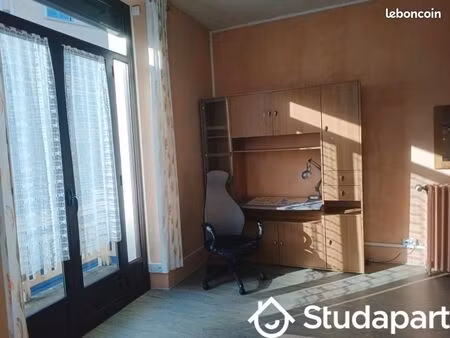 chambre 1 pièce 20 m²