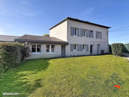 maison 8 pièces 150 m²