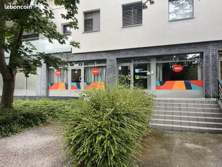 à vendre – immeuble professionnel de bureaux à marcq-en-barœul