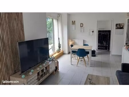 appartement 3 pièces 65 m²