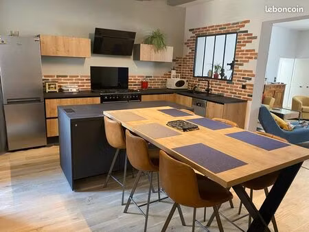 appartement 91m2 - hyper centre poitiers (place du marché)