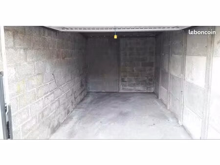 garage/box 12 m² lille