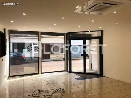 local commercial 42 m²