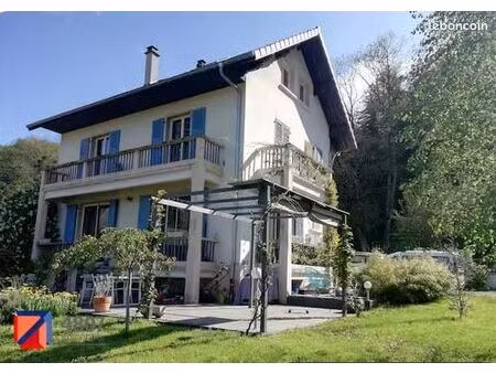 maison 6 pièces 153 m²