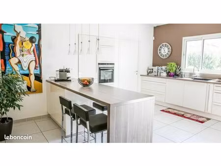maison 4 pièces 105 m²