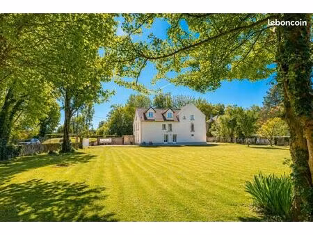 maison 7 pièces 470 m²