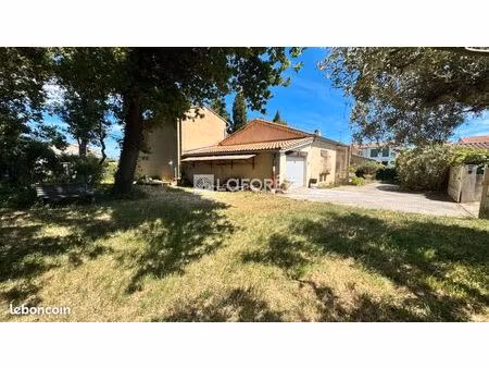propriété 7 pièces 162 m²