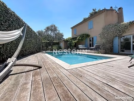 maison 5 pièces 136 m²