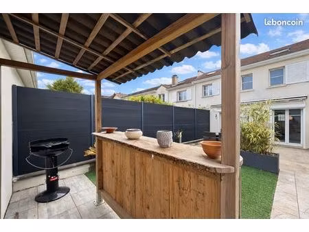 maison 5 pièces 103 m²